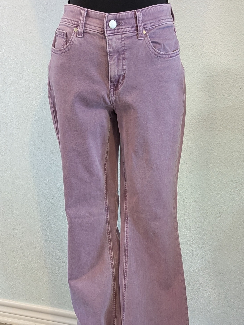 Women's Lavender Wide-Leg Jeans Size 6